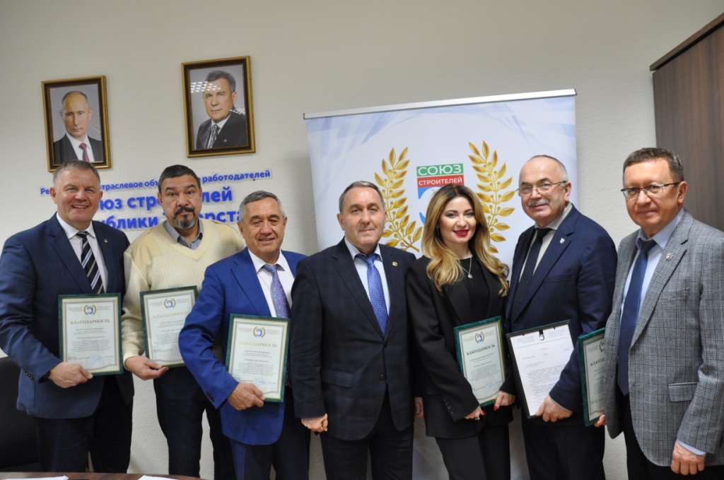 24.12-6.jpg 24.12-6.jpg